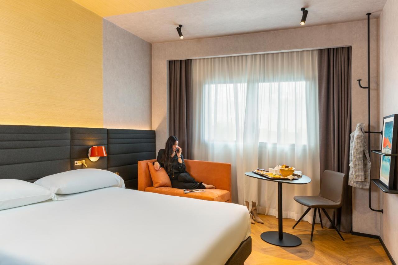 Novotel Caserta Sud Exterior photo
