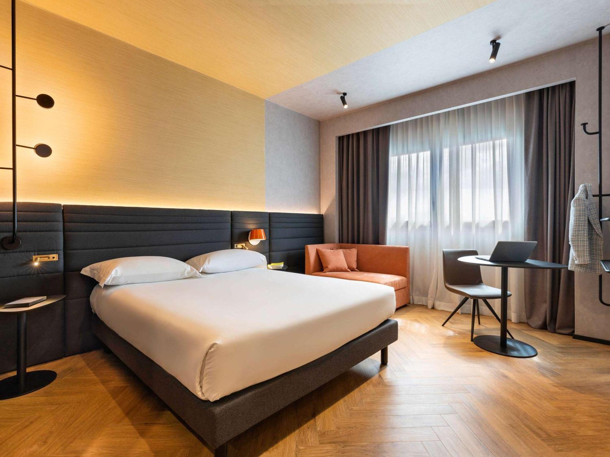 Novotel Caserta Sud Exterior photo