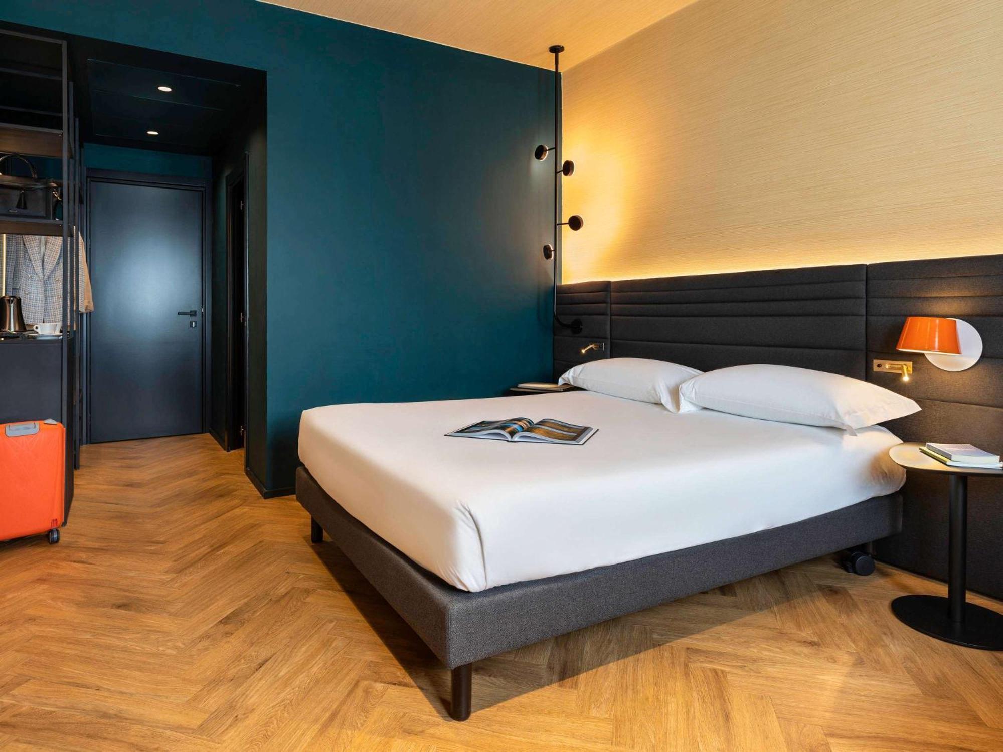 Novotel Caserta Sud Exterior photo